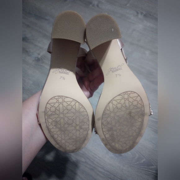 Jewel by Badgley Mischka Hendricks Champagne Dress Sandals - Picture 8 of 8